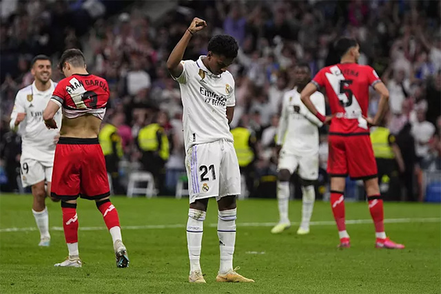 Kết quả Real Madrid 2-1 Vallecano: 'Kền kền trắng' qua mặt Atletico