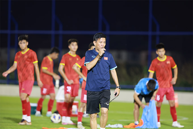 HLV Hoàng Anh Tuấn: 'Lứa Quang Hải, Tiến Linh đã chạm tới đỉnh cao rồi, khó dự World Cup’