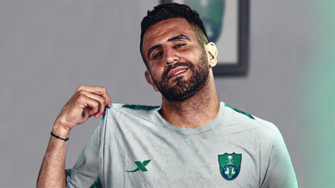 Mahrez rời Man City tới Al-Ahli