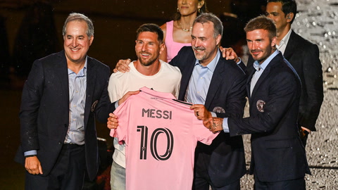 Vì Messi mà Beckham 'xé vé' bạn thân