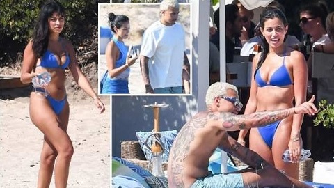 Cựu sao Tottenham diễn cảnh mùi mẫn cùng bạn gái trên bãi biển