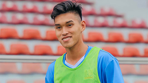 ‘Cây sào’ 1m87 của Quảng Nam không được chơi tại V.League 2023/24