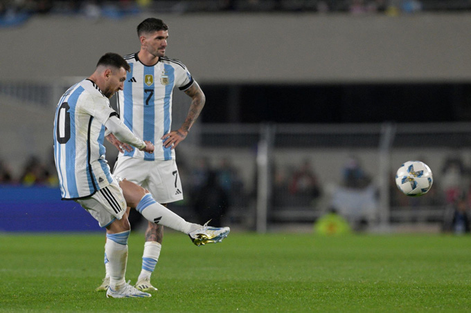 Kết quả Argentina 1-0 Ecuador: Đẳng cấp của Messi