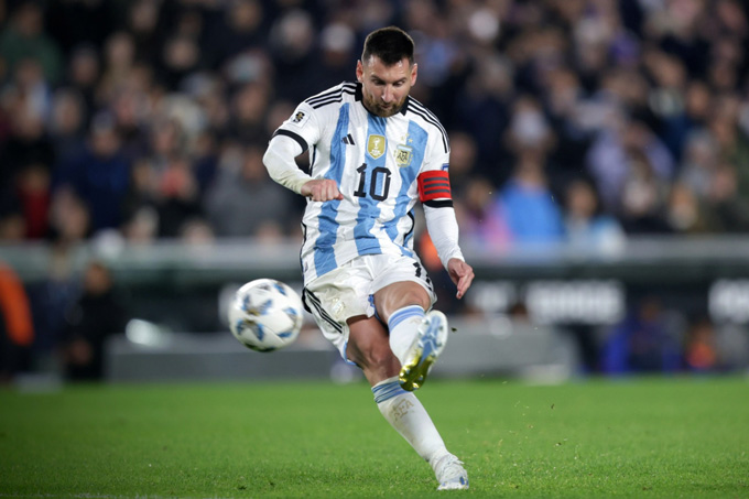 Messi vẫn là bùa hộ mệnh của Argentina