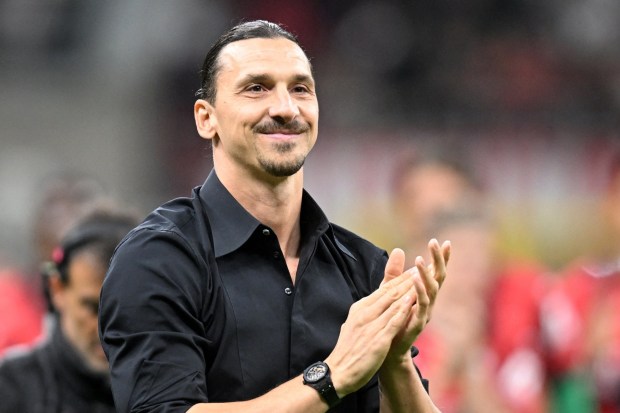 Ibrahimovic làm gì khi ‘tái hôn’ Milan lần ba?