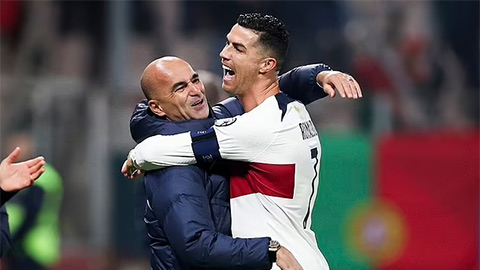 HLV Roberto Martinez: 'Ronaldo khát khao như chàng trai 18 tuổi'