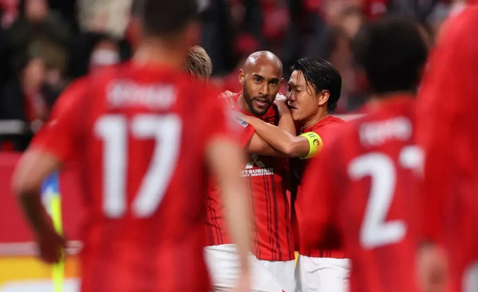 Urawa Red Diamonds thua Hà Nội FC, nhưng có thể gây bất ngờ trước Man City?