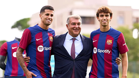 Joao Cancelo và Joao Felix sẽ ở lại Barca