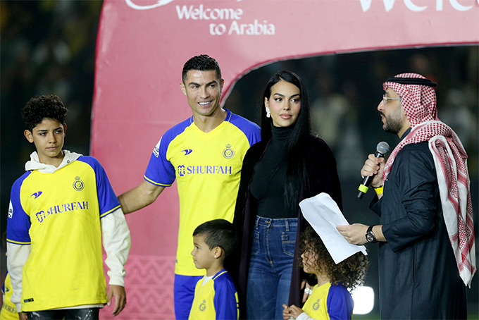 Đến Ronaldo cũng chẳng cứu nổi Saudi Pro League