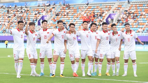 ĐT U23 Việt Nam lên đường sang Tajikistan đá giao hữu