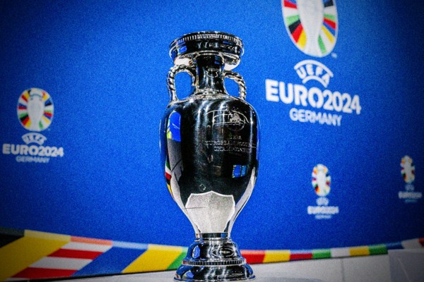 UEFA CÓ THỂ TĂNG SỐ CẦU THỦ THAM DỰ EURO 2024