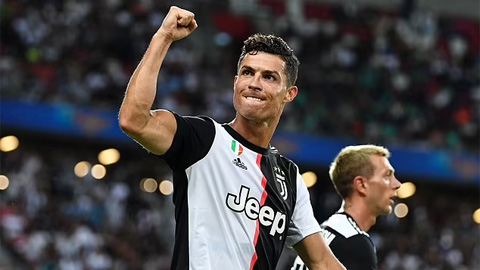 Ronaldo thắng kiện Juventus