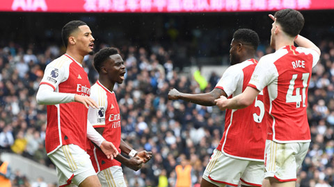Tổng hợp Ngoại hạng Anh vòng 35: Arsenal chiếm ngôi đầu