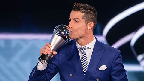 Ronaldo đứng đầu top 10 VĐV thể thao có thu nhập cao nhất thế giới
