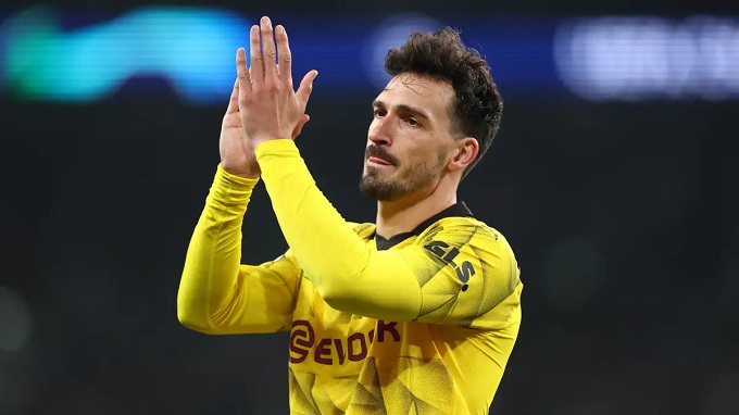 Hummels nhận được đề nghị bất ngờ từ CLB Serie A