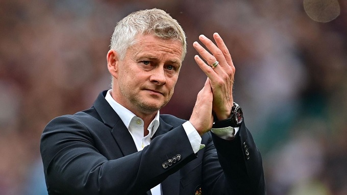 Solskjaer sẵn sàng trở lại dẫn dắt MU thay Ten Hag