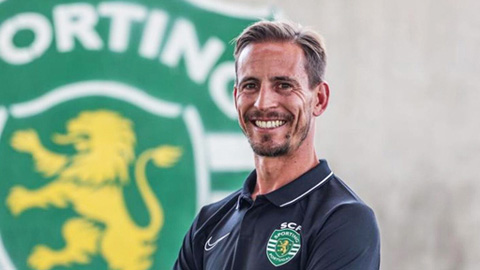 Sporting Lisbon có HLV mới thay Amorim sang MU