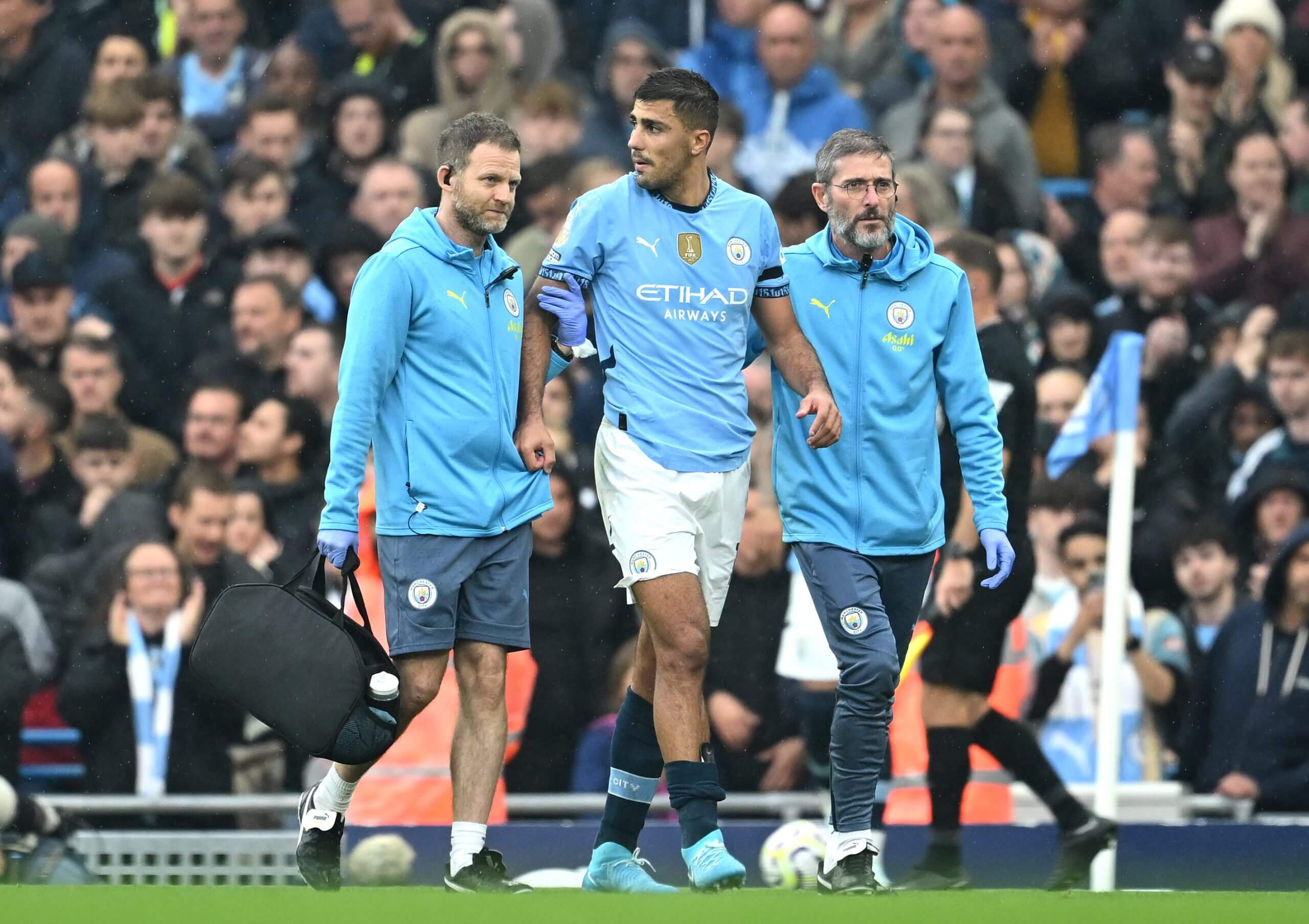 Man City mua ai thay thế Rodri?