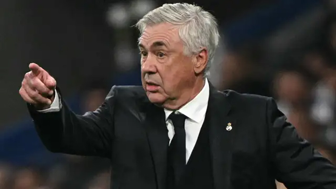 Ancelotti nổi giận với BLĐ Real Madrid