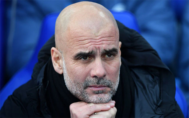 HLV Guardiola tự trách mình vì đã khiến Man City khủng hoảng