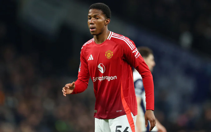 Vì sao Chido Obi-Martin 'dại dột' rời Arsenal sang MU?