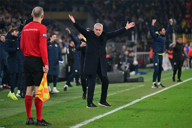 Jose Mourinho sẽ bị cấm chỉ đạo 6 tháng