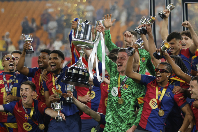 Barca kiếm được bao nhiêu tiền từ chức vô địch La Liga?