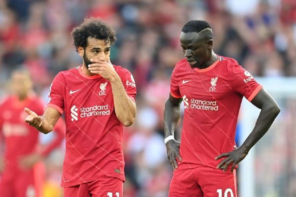 LIVERPOOL CÓ CÂU TRẢ LỜI ĐANH THÉP CHO THÁI ĐỘ VÙNG VẰNG CỦA SALAH