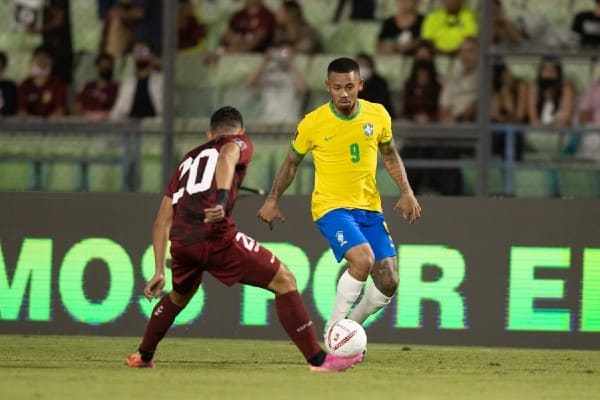 VENEZUELA 1-3 BRAZIL: SELECAO CỦNG CỐ NGÔI ĐẦU