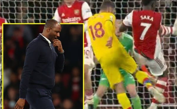 4 ĐIỂM NHẤN ARSENAL 2-2 CRYSTAL PALACE: TRỌNG TÀI ĐÃ NHẸ TAY VỚI PALACE?