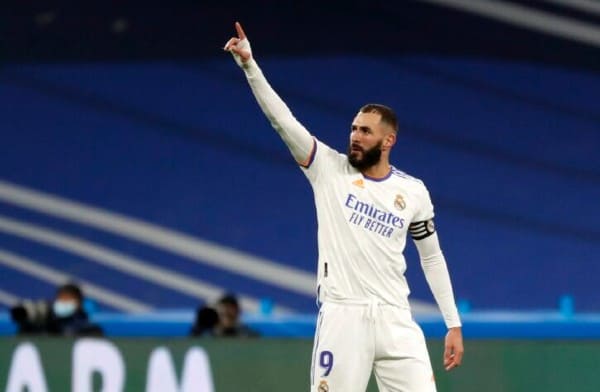 BENZEMA VƯỢT QUA THÀNH TÍCH GHI BÀN ĐÁNG NỂ CỦA HENRY