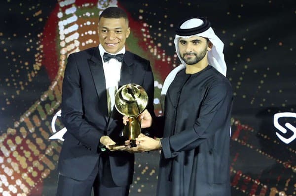 MBAPPE ĐƯỢC VINH DANH Ở GLOBE SOCCER AWARDS 2021