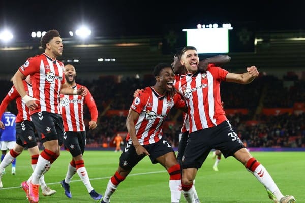 SAU NEWCASTLE, TỚI LƯỢT SOUTHAMPTON ĐỔI CHỦ