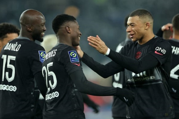 MBAPPE RỰC SÁNG, PSG DỄ DÀNG ĐÁNH BẠI BREST