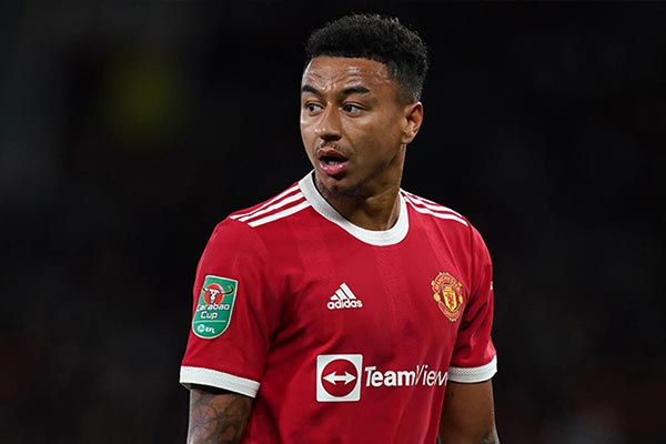 JESSE LINGARD PHẢN PHÁO HLV RANGNICK, NỘI BỘ MU LẠI LỤC ĐỤC