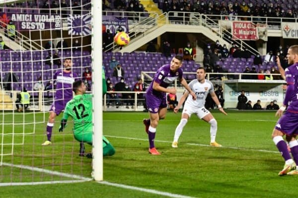 TRẬN CẦU VÀNG HÔM NAY: CHỌN FIORENTINA VÀ MALLORCA THẮNG KÈO PHẠT GÓC