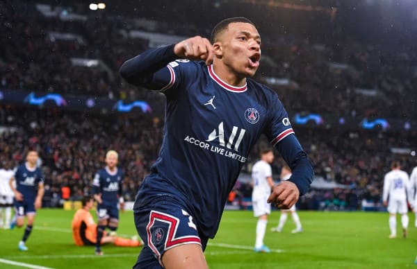 PSG ĐỀ NGHỊ MỨC LƯƠNG CỰC KHỦNG ĐỂ GIỮ CHÂN MBAPPE